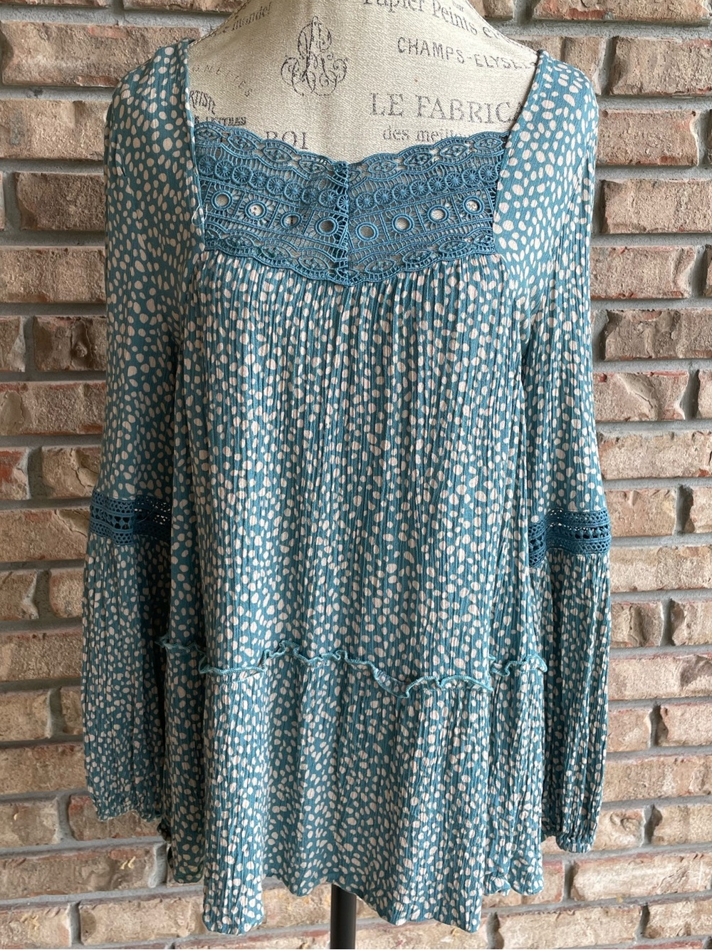 ODDY Boho Teal Dot Lace-Trim Tunic Top